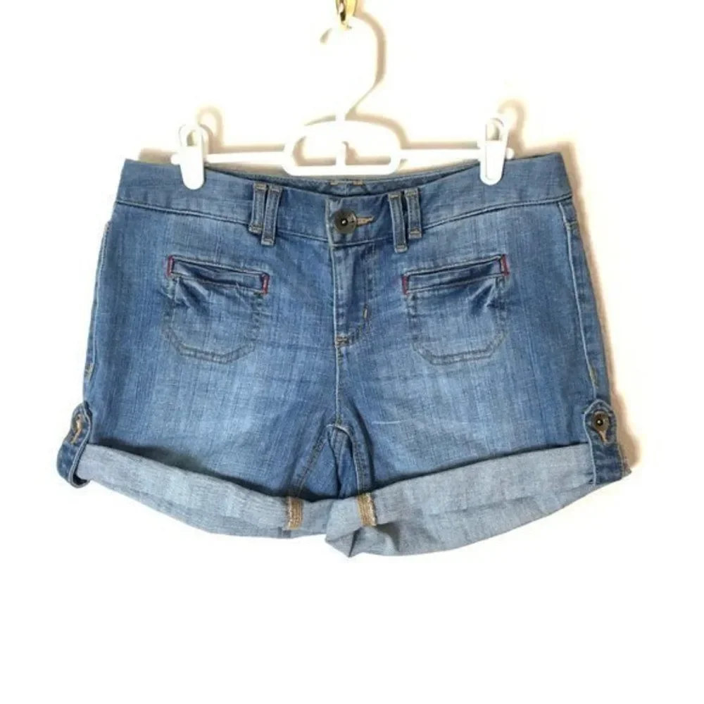 Tommy Hilfiger Jean Shorts Women’s Size 2 Roll Up Hem Blue Denim